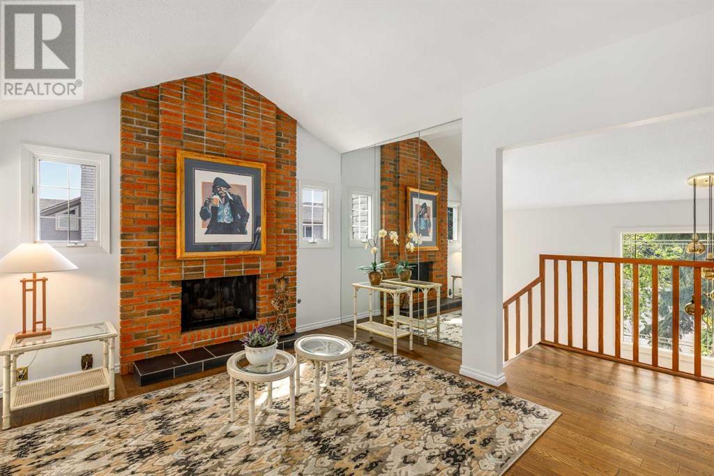 Single Family House for Sale in   Varsity Estates Drive NW Varsity Calgary 