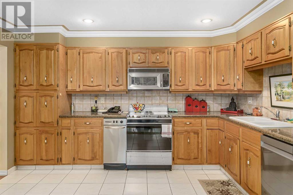 Single Family House for Sale in   Varsity Estates Drive NW Varsity Calgary 