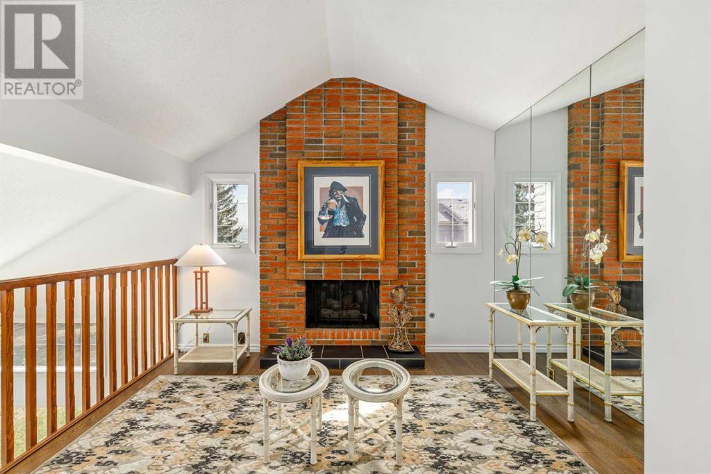 Single Family House for Sale in   Varsity Estates Drive NW Varsity Calgary 