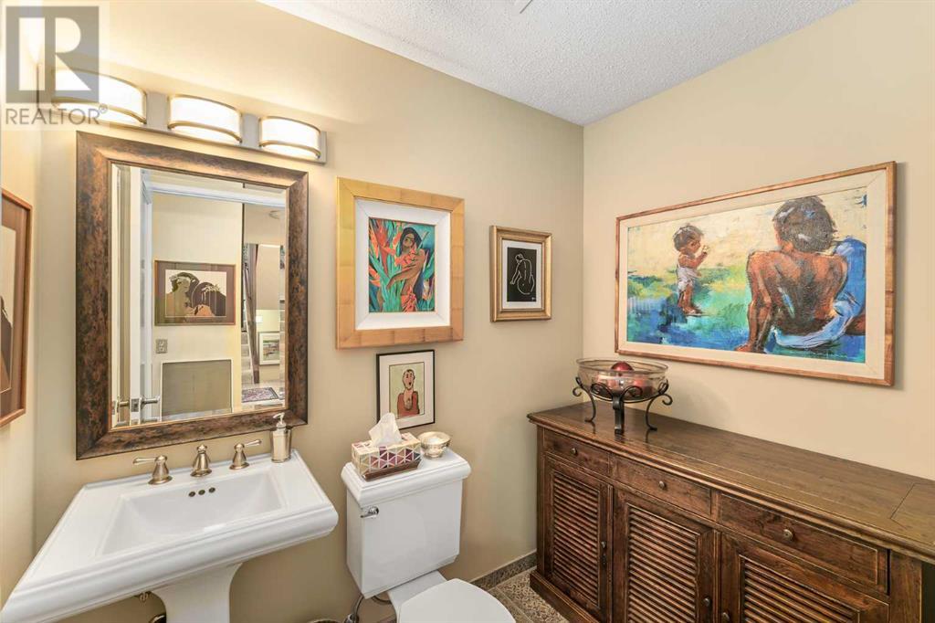 Single Family House for Sale in   Varsity Estates Drive NW Varsity Calgary 