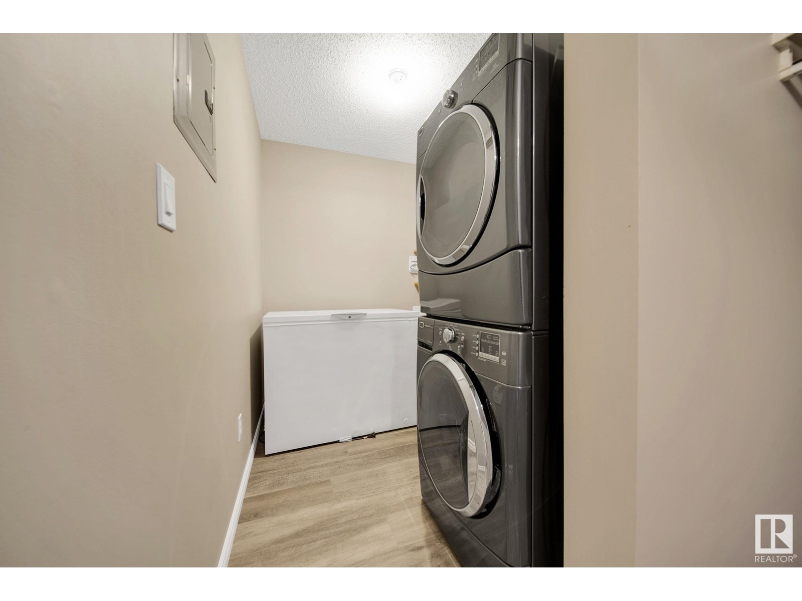 Photo 30 of 401 4220 139 Ave Nw Nw, Edmonton AB