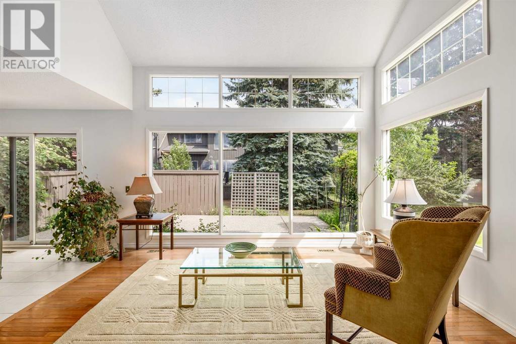 Single Family House for Sale in   Varsity Estates Drive NW Varsity Calgary 