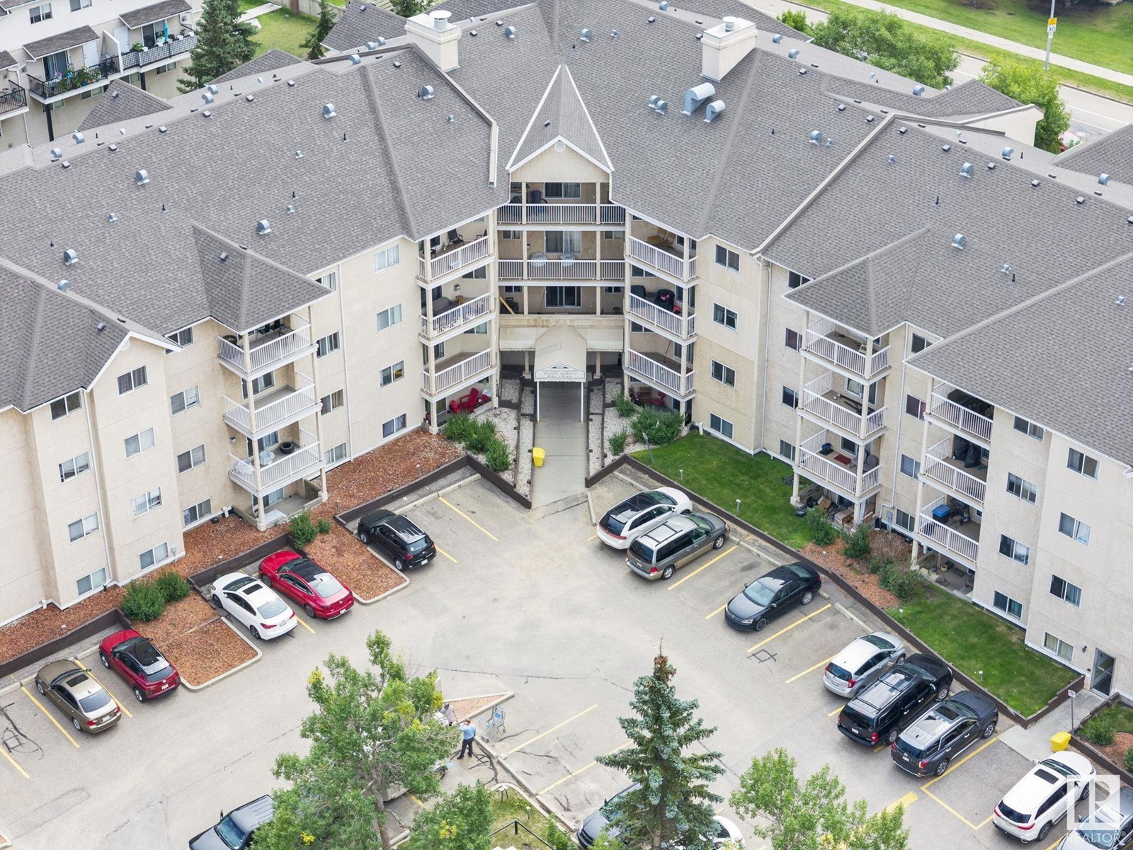 Photo 50 of 401 4220 139 Ave Nw Nw, Edmonton AB