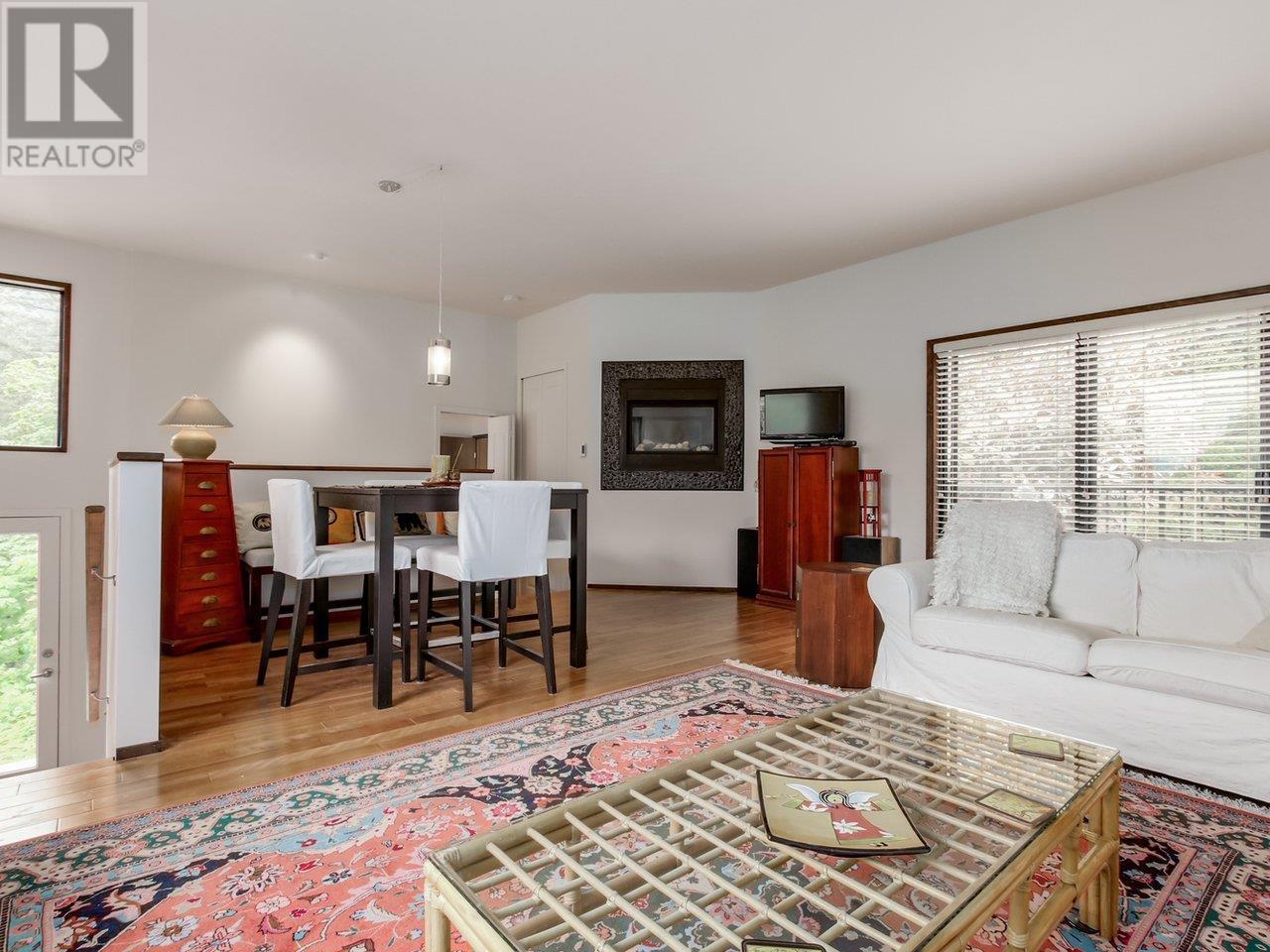 6490 WELLINGTON PLACE, West Vancouver