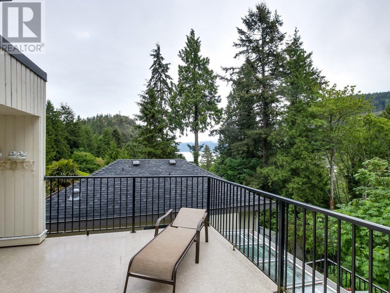 6490 WELLINGTON PLACE, West Vancouver