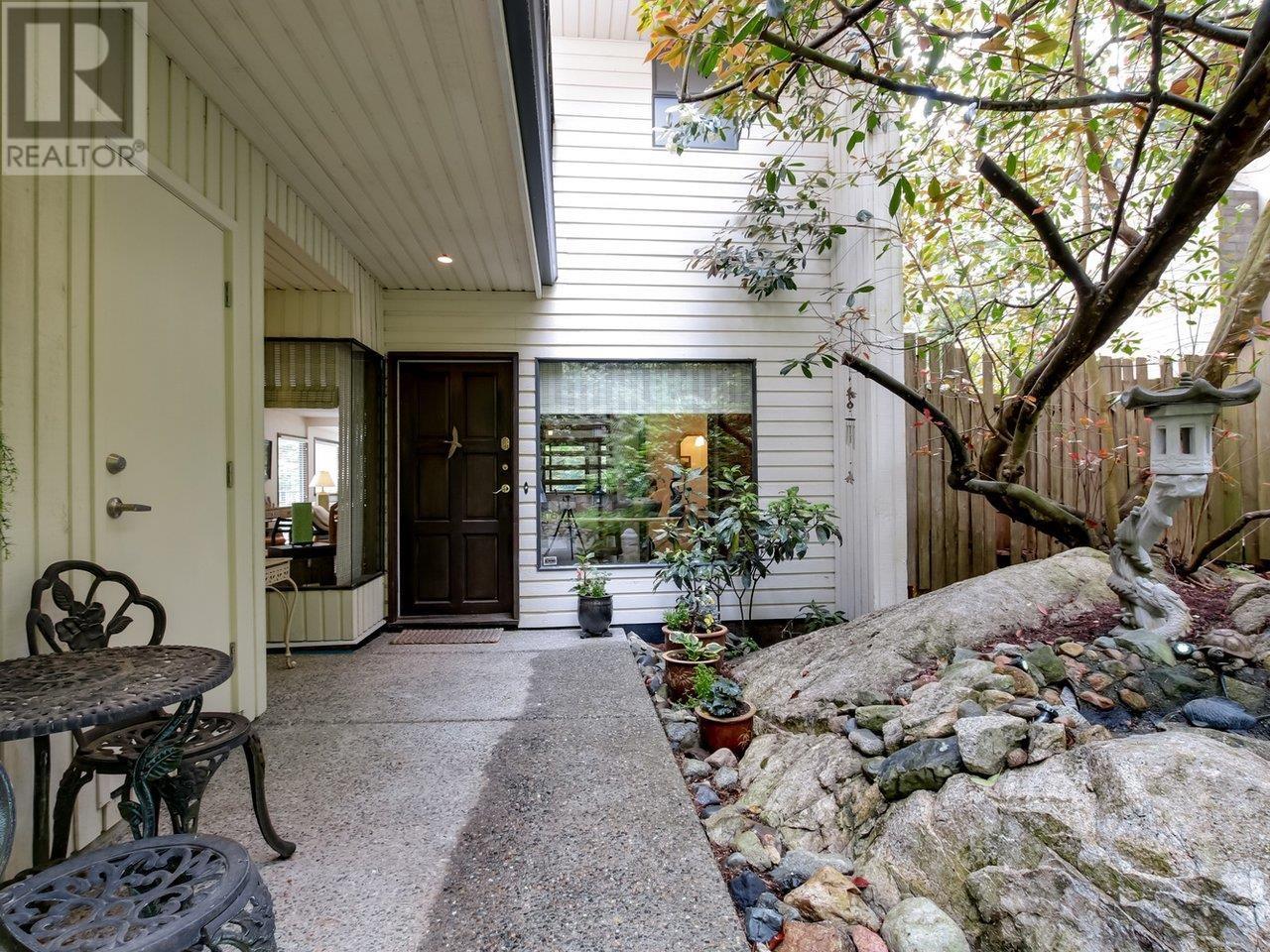 6490 WELLINGTON PLACE, West Vancouver