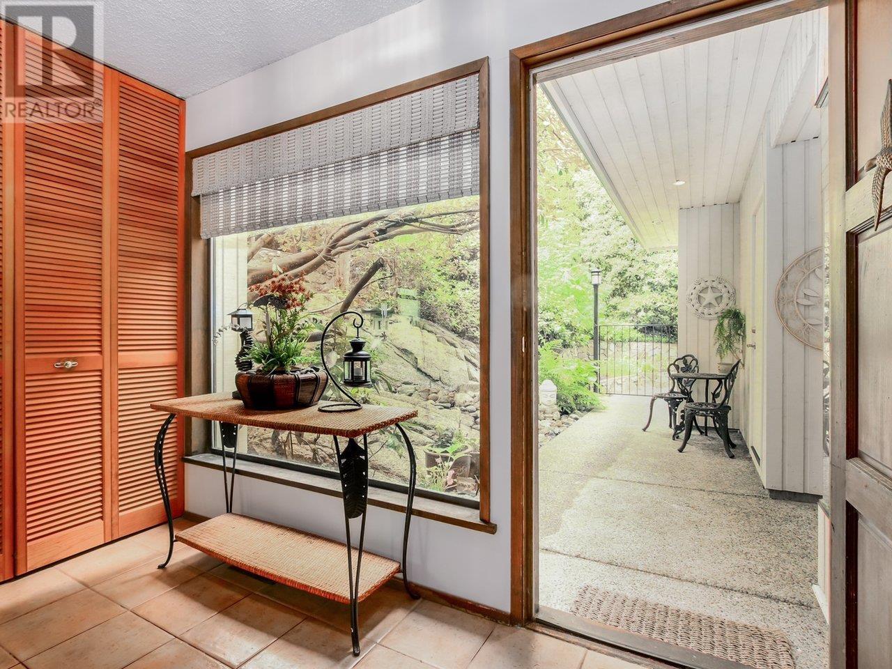 6490 WELLINGTON PLACE, West Vancouver