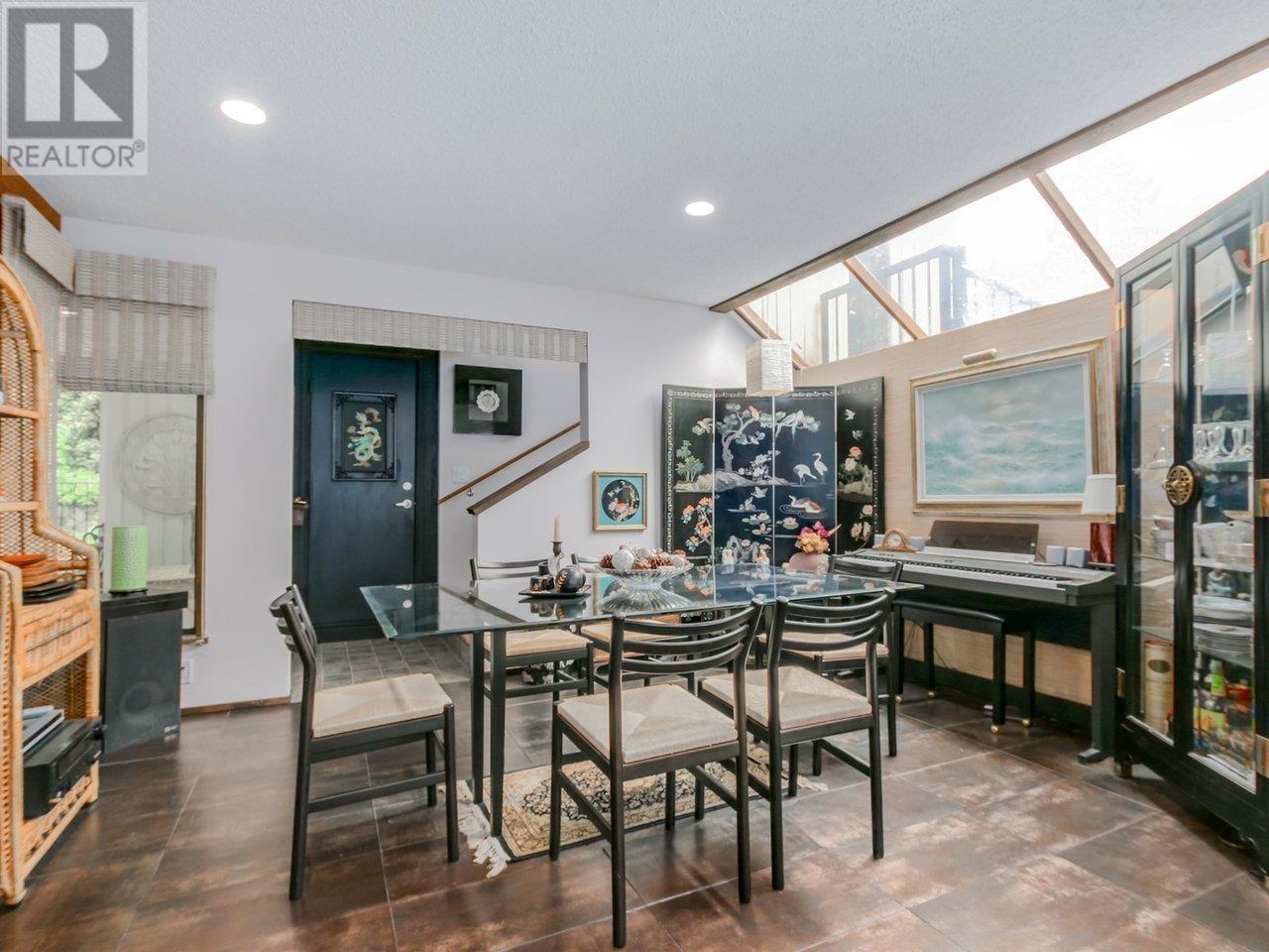6490 WELLINGTON PLACE, West Vancouver