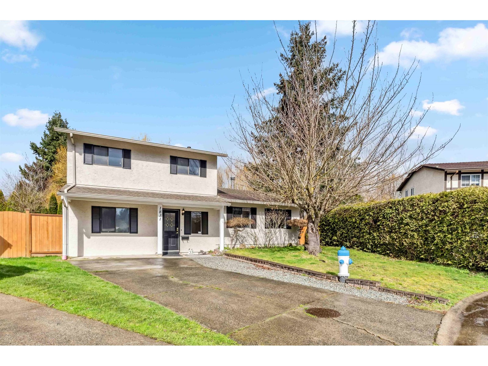 Photo 2 of 1831 Keys Place, Abbotsford BC