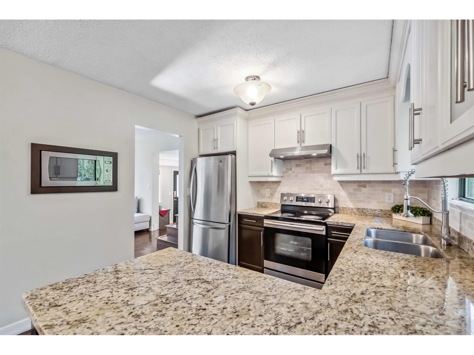 Photo 12 of 1831 Keys Place, Abbotsford BC