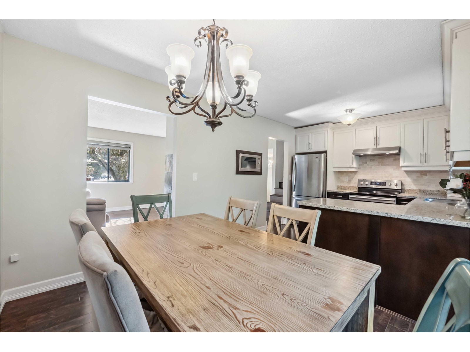 Photo 9 of 1831 Keys Place, Abbotsford BC
