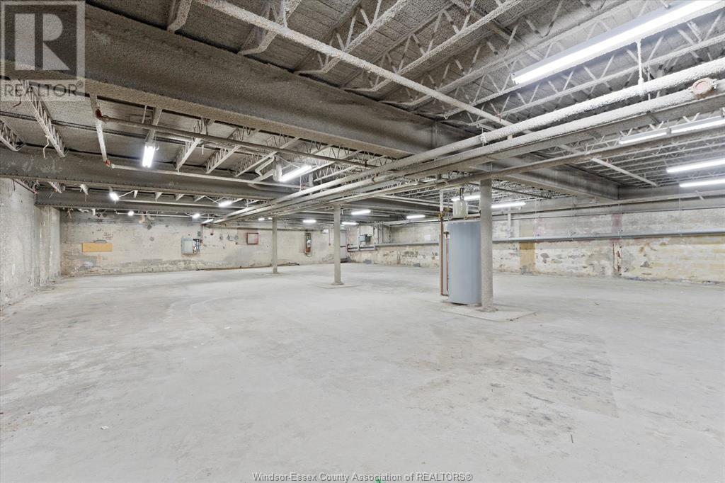 Photo 16 of 736 744 Ouellette Avenue, Windsor ON