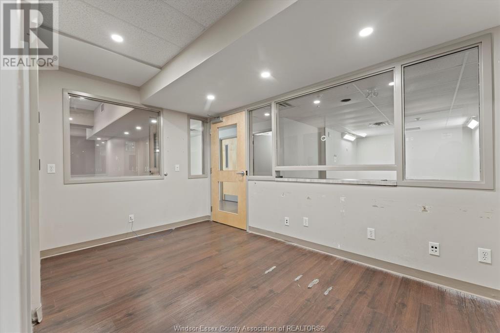 Photo 30 of 736 744 Ouellette Avenue, Windsor ON