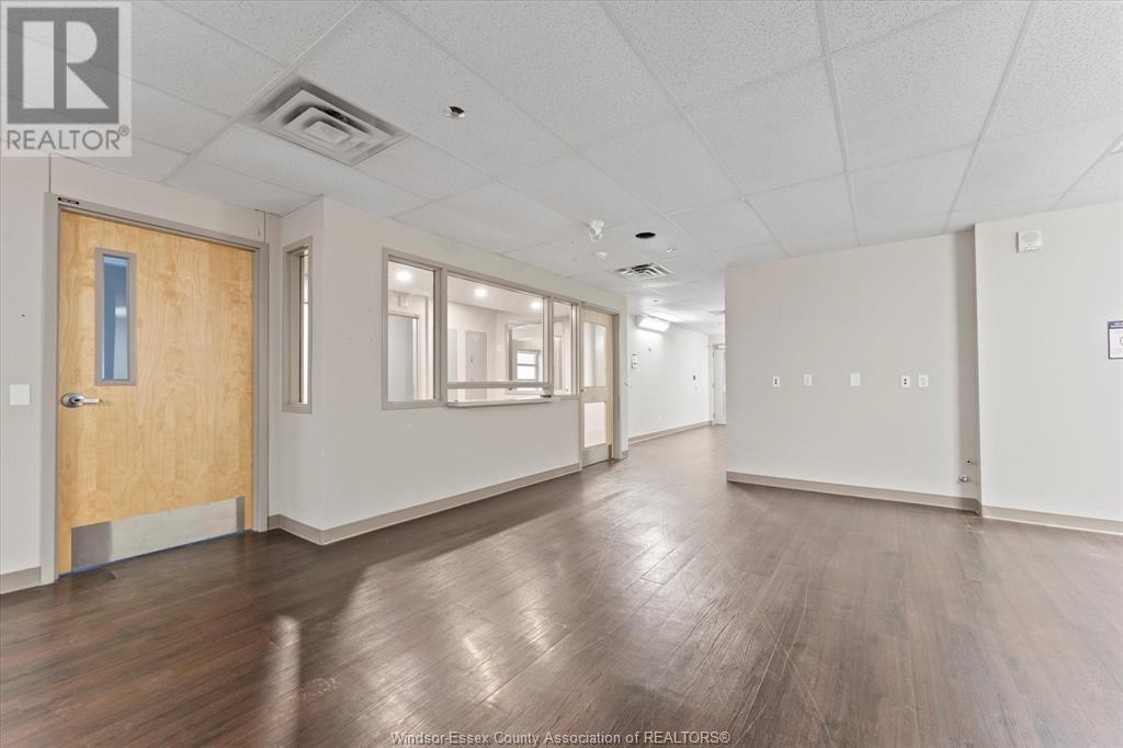 Photo 31 of 736 744 Ouellette Avenue, Windsor ON