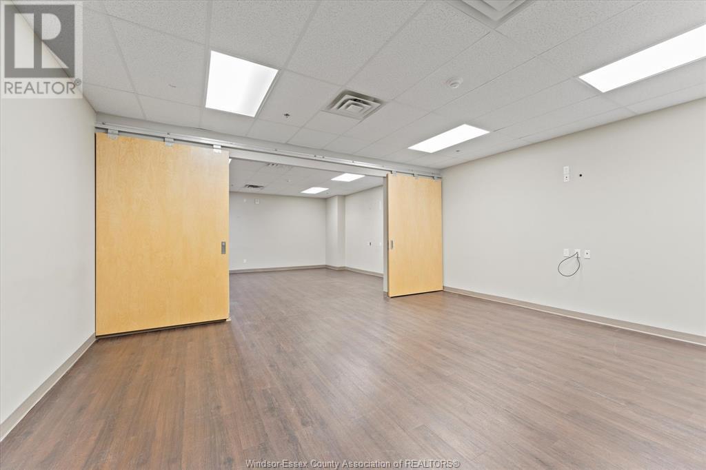 Photo 7 of 736 744 Ouellette Avenue, Windsor ON