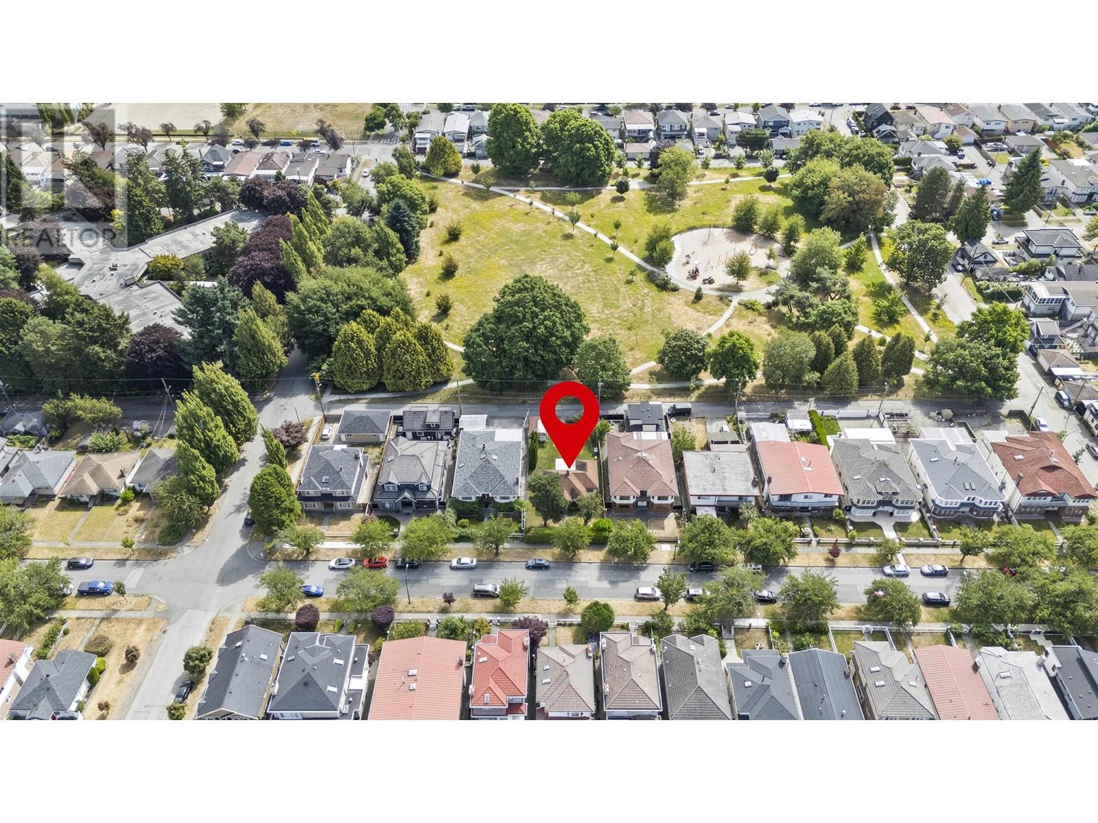 Photo 21 of 5974 Argyle Street, Vancouver BC