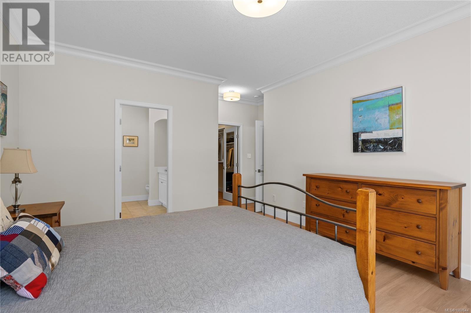Photo 31 of 636 Morningstar Dr, Parksville BC