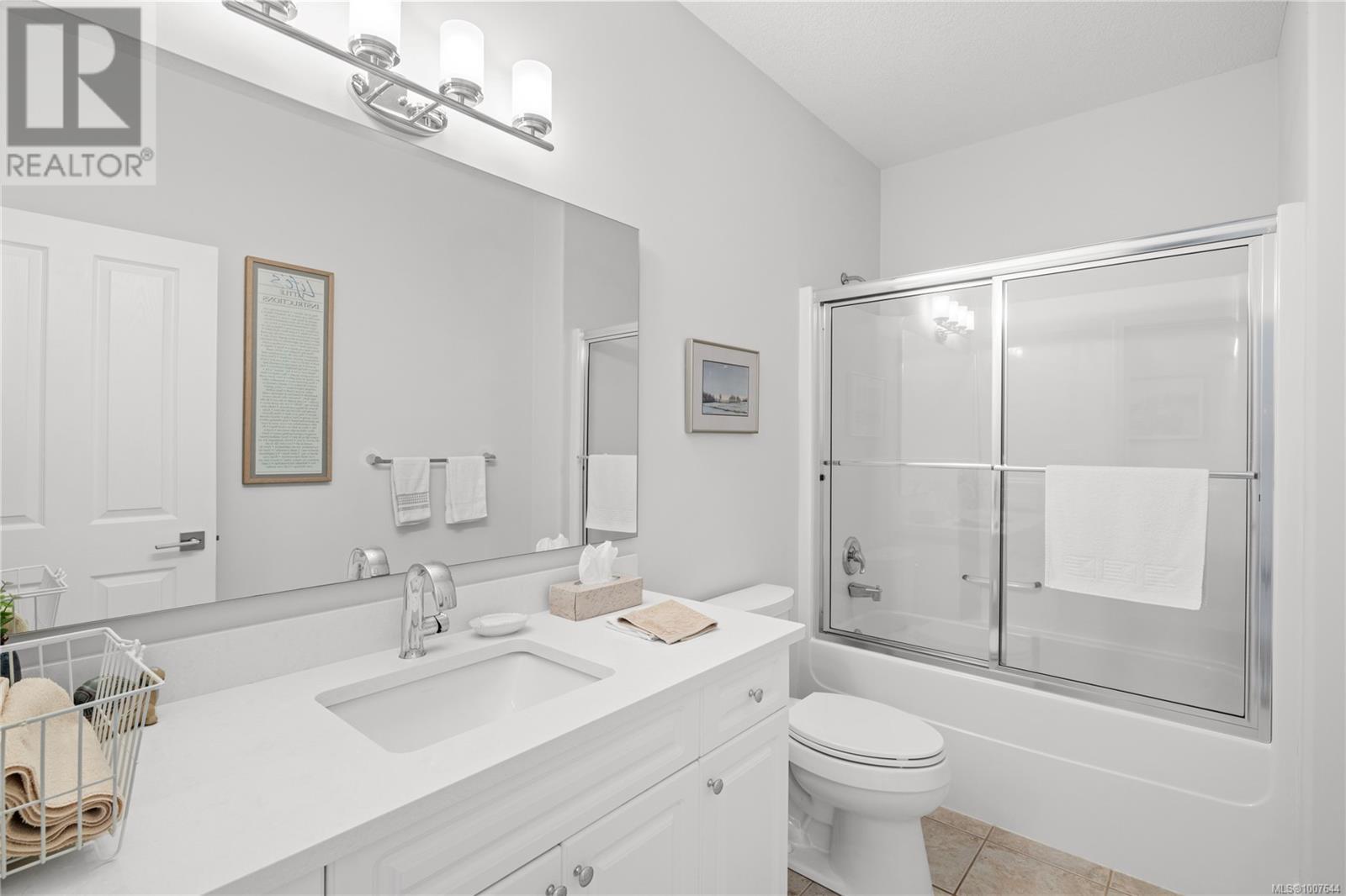 Photo 39 of 636 Morningstar Dr, Parksville BC
