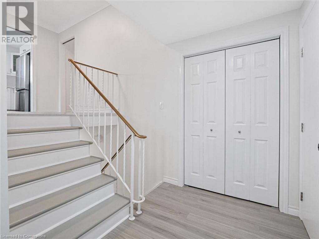 Photo 5 of 68 Ziraldo Drive, St Catharines ON