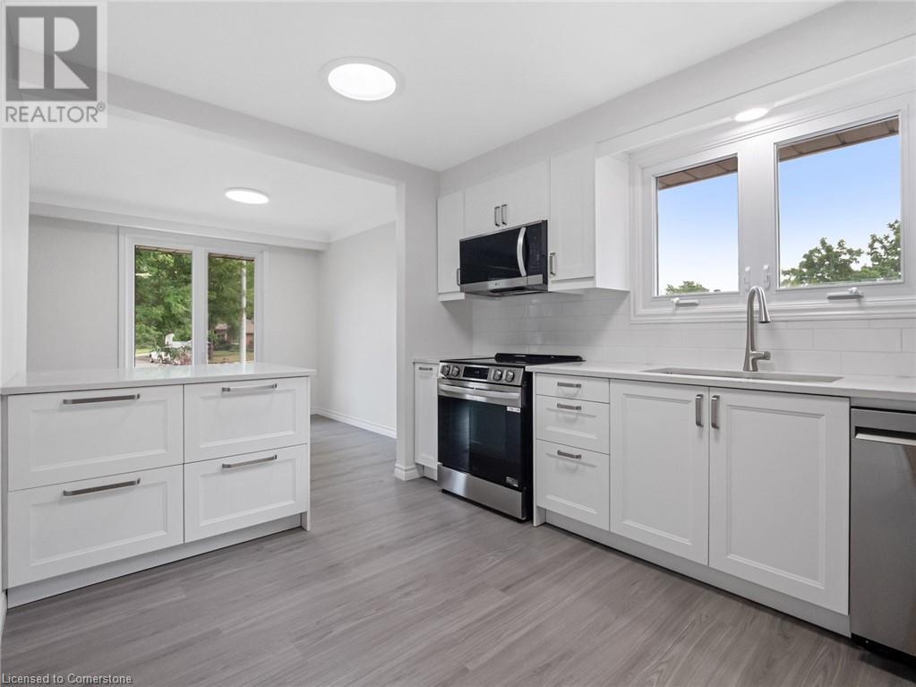Photo 10 of 68 Ziraldo Drive, St Catharines ON