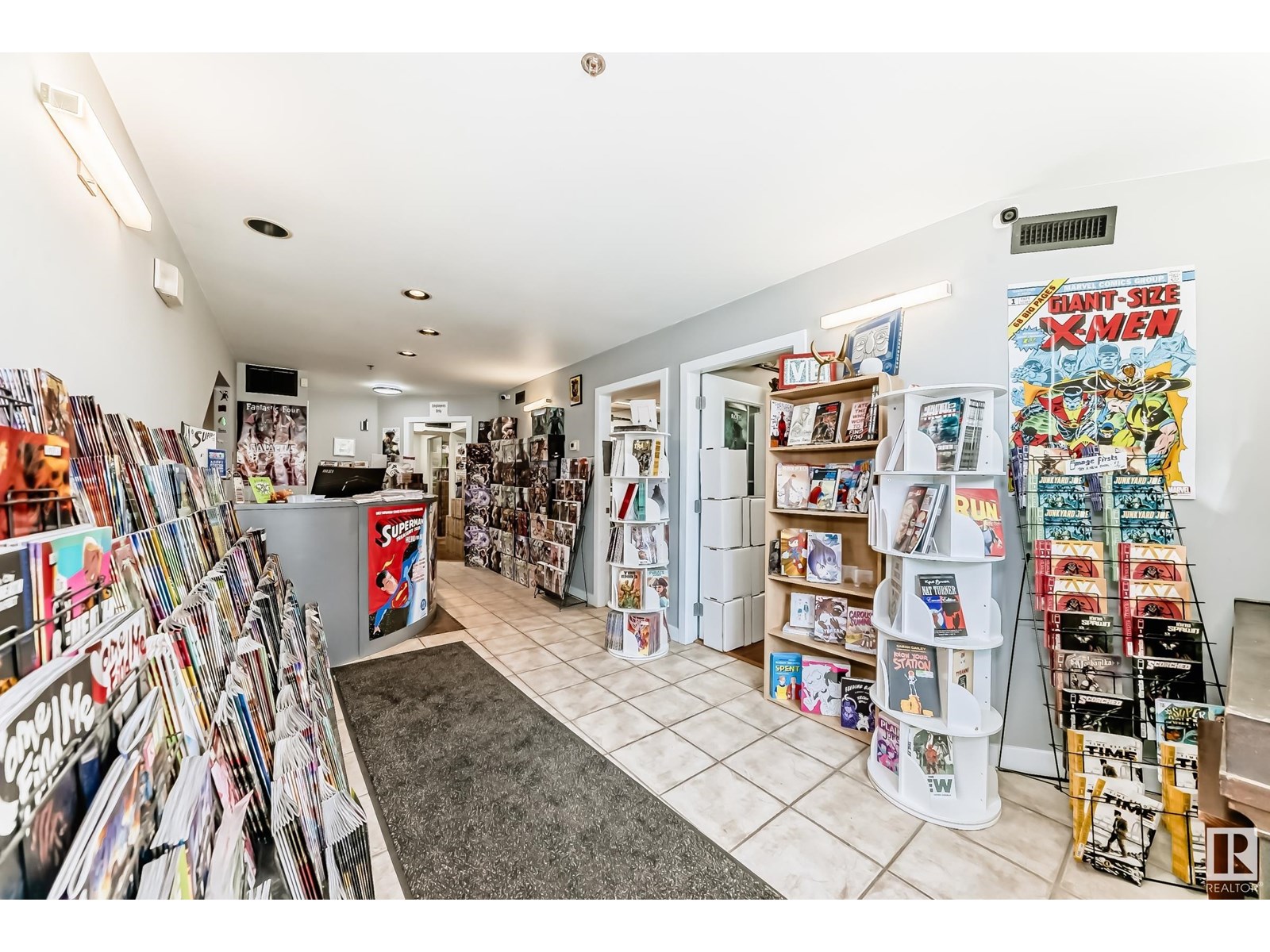 Photo 5 of 10086 164 St Nw Nw, Edmonton AB