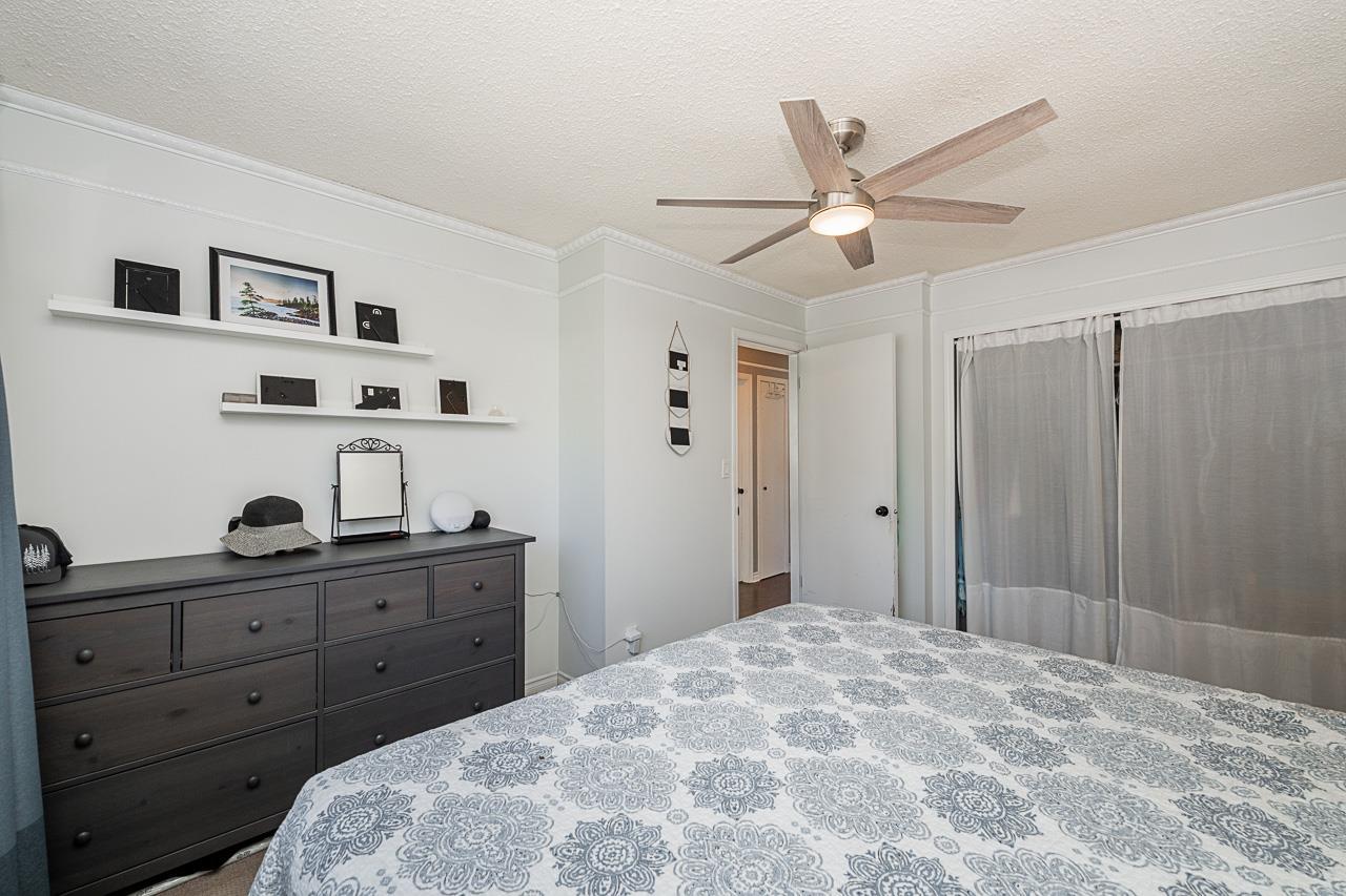 Photo 11 of 32986 4th Avenue, Mission BC