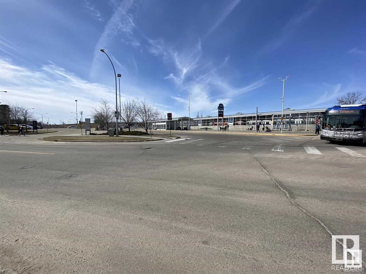 Photo 35 of 303 4304 139 Av Nw, Edmonton AB