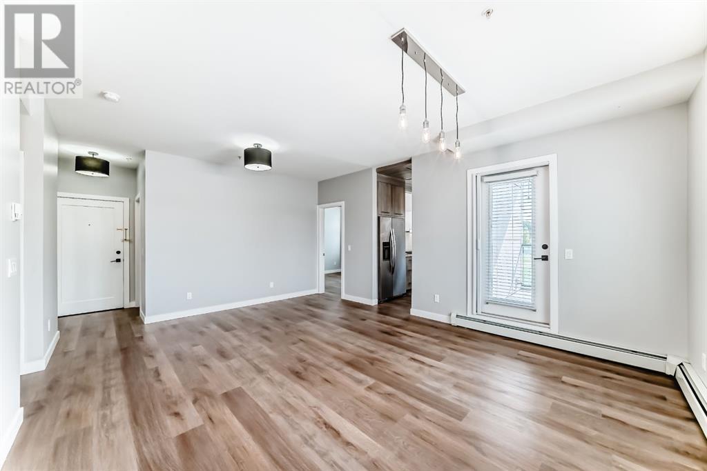Photo 11 of 201 2702 17 Avenue Sw, Calgary AB