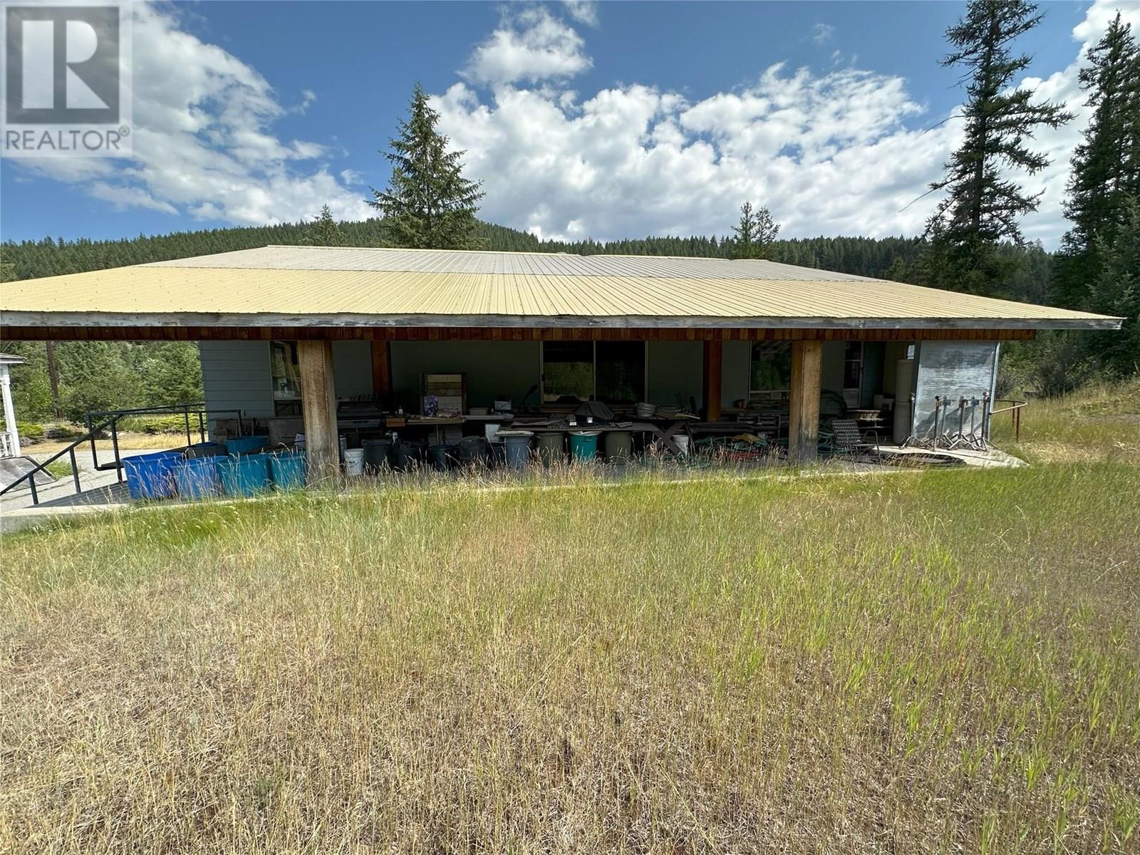 650 SUTHERLAND Avenue, Greenwood