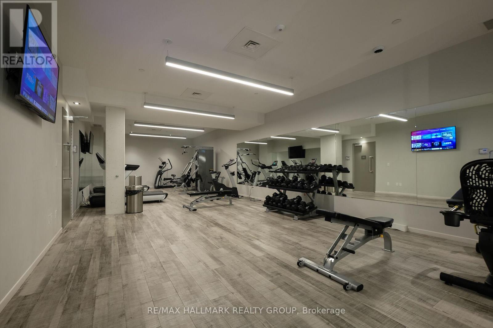 Photo 5 of 907 101 Queen Street, Ottawa ON