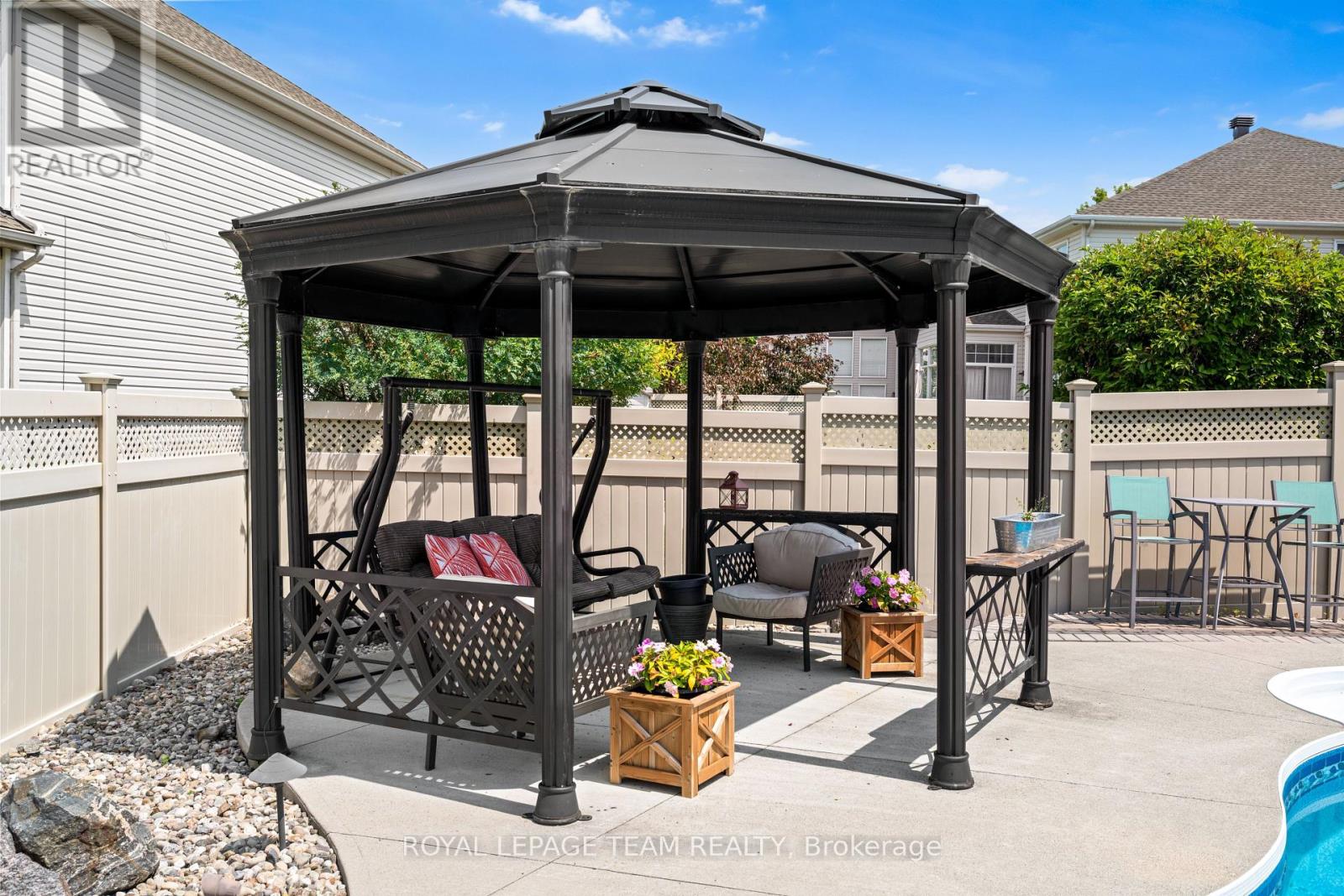 Photo 30 of 41 Blackshire Circle, Ottawa ON