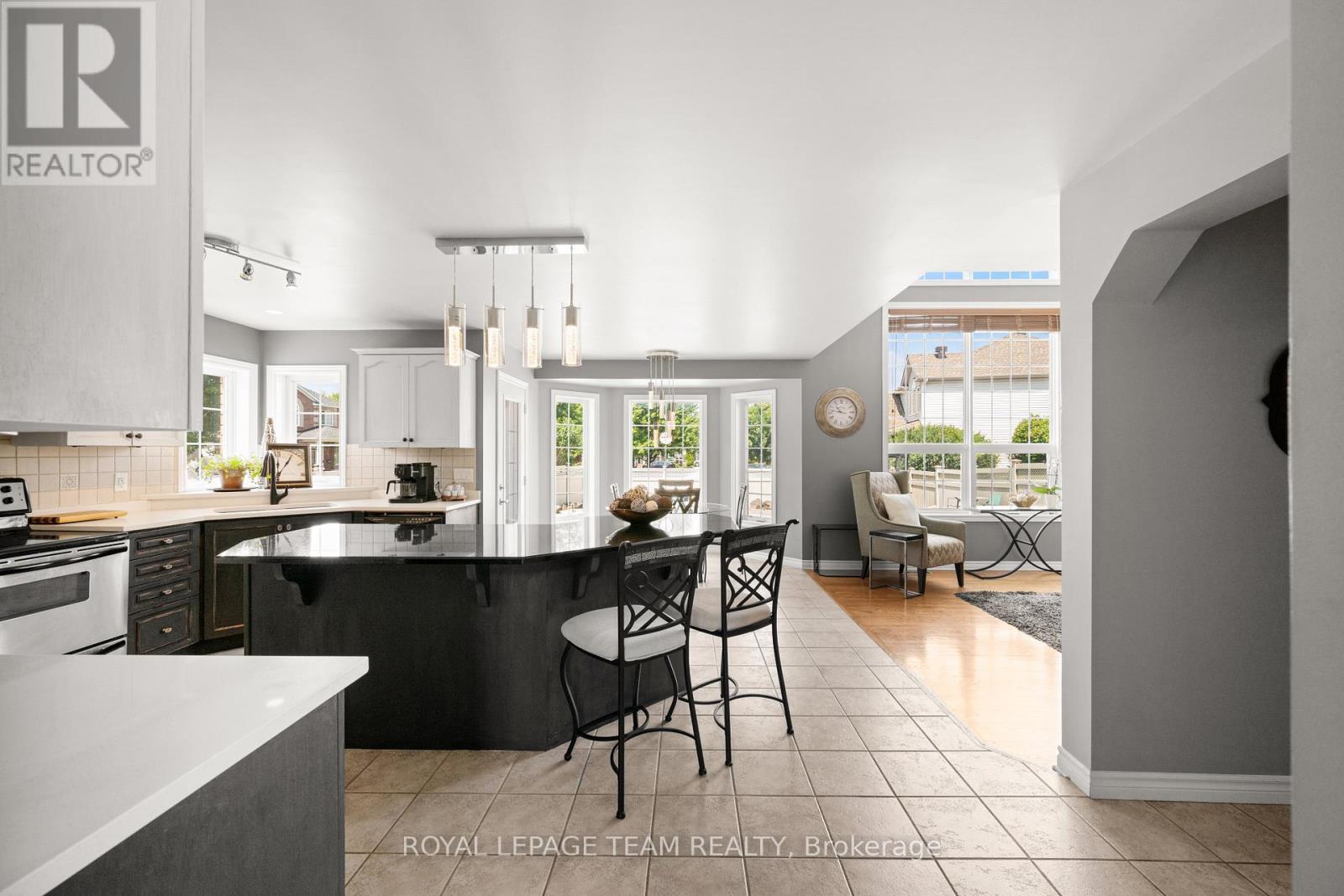 Photo 22 of 41 Blackshire Circle, Ottawa ON