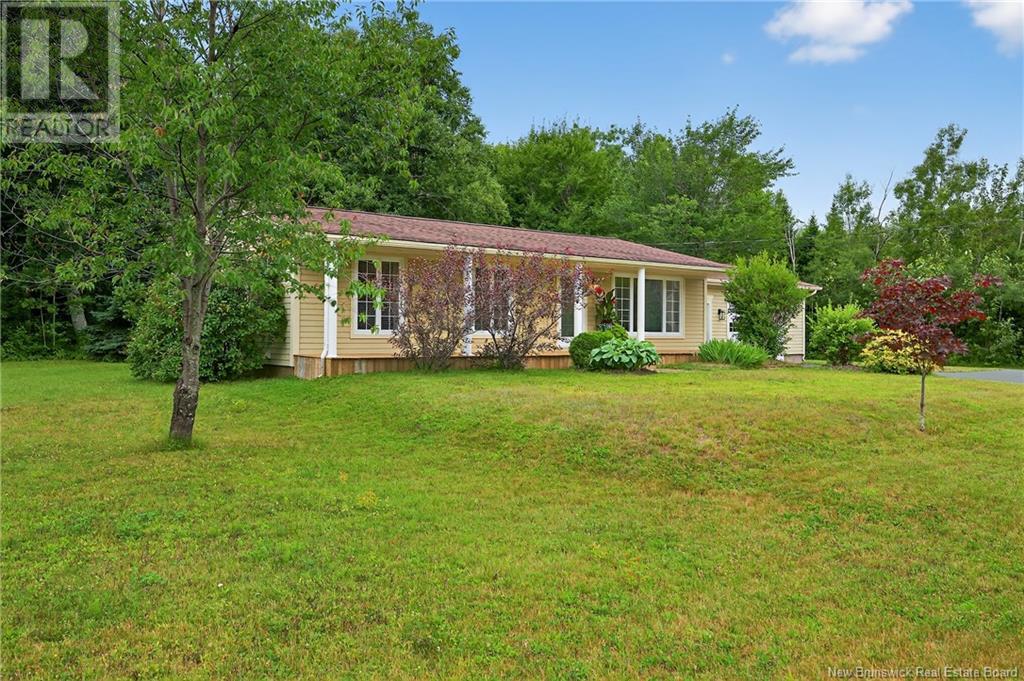 Photo 2 of 749 Rue Acadie, Grandeanse NB