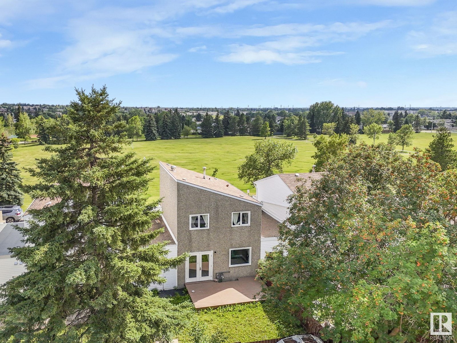 Photo 42 of 1170 Millbourne E Nw, Edmonton AB