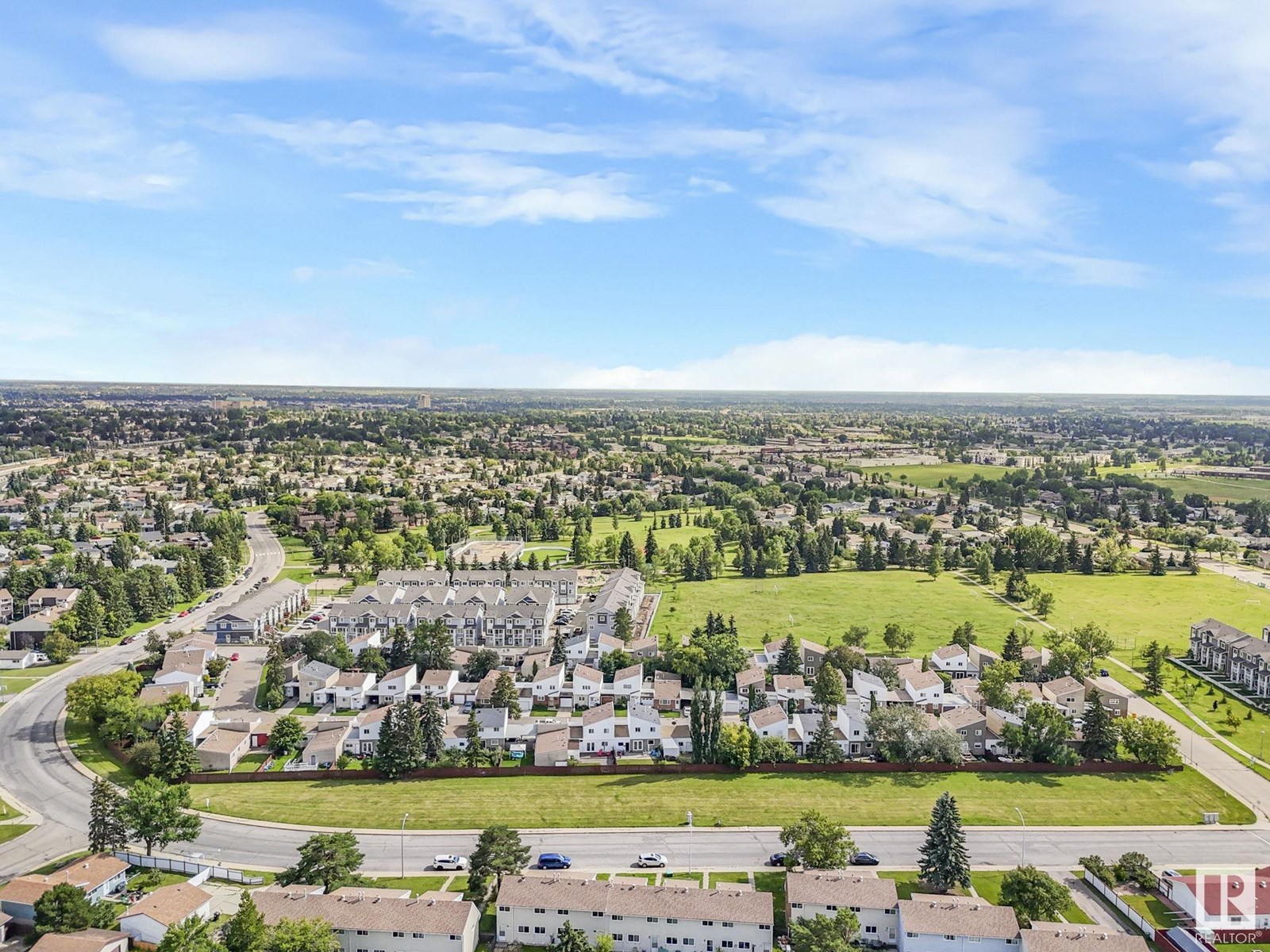 Photo 63 of 1170 Millbourne E Nw, Edmonton AB