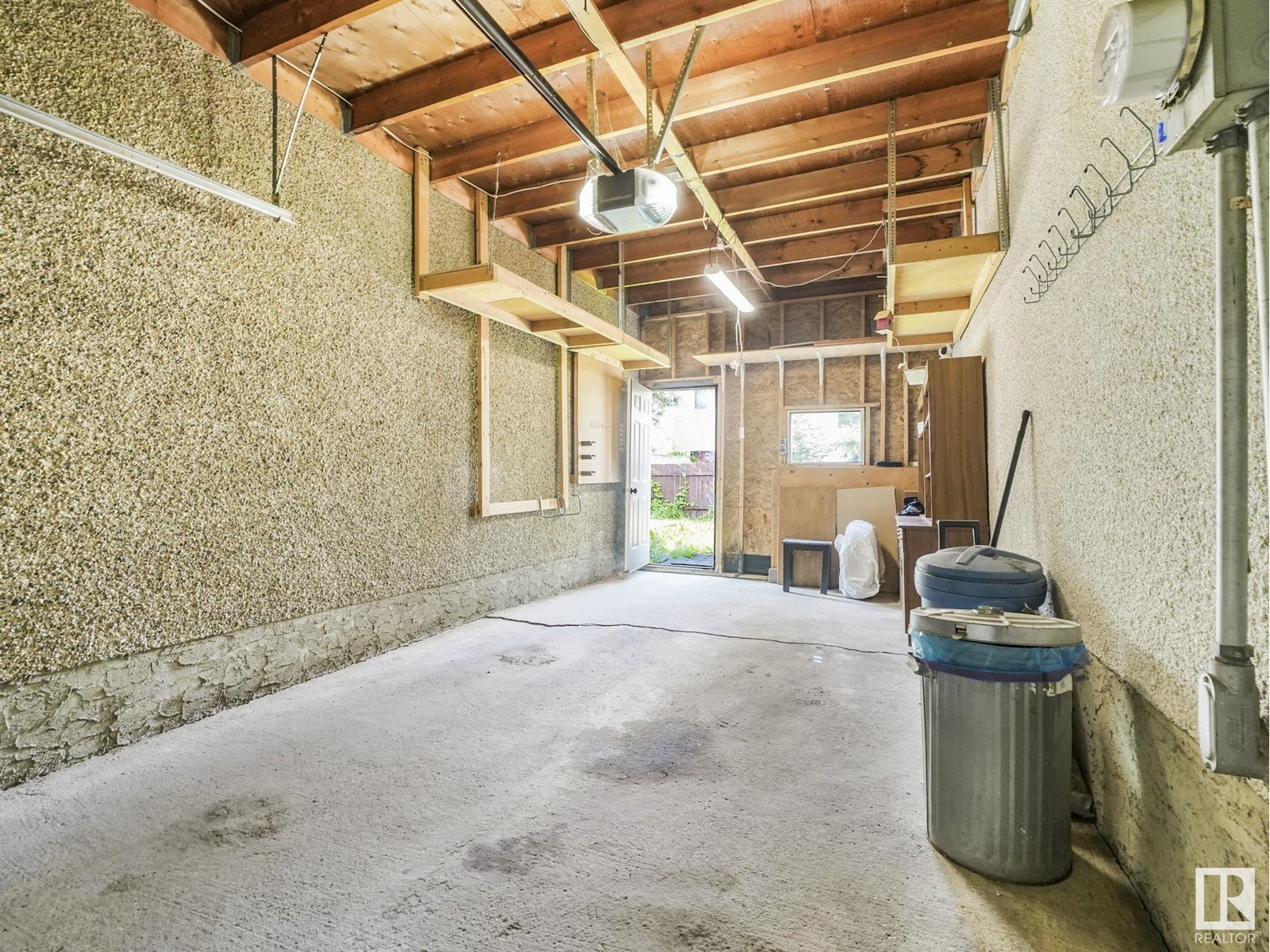 Photo 54 of 1170 Millbourne E Nw, Edmonton AB