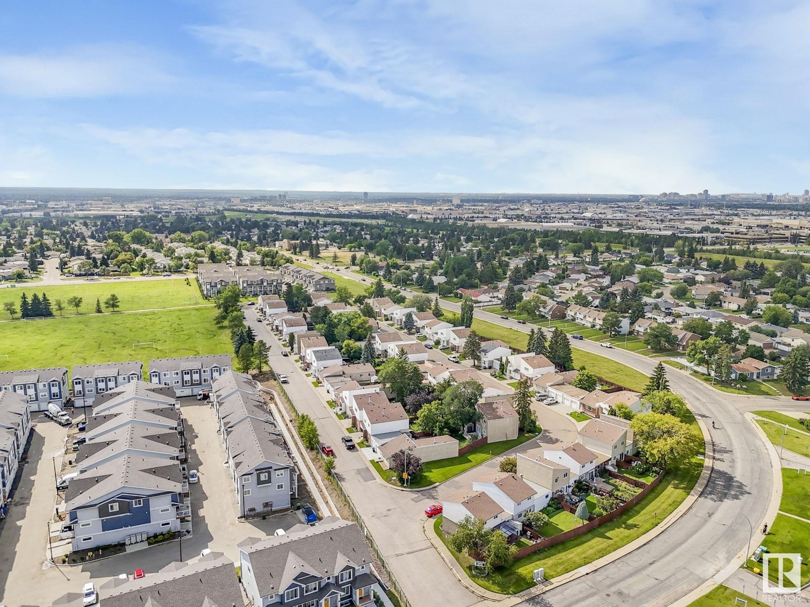 Photo 61 of 1170 Millbourne E Nw, Edmonton AB