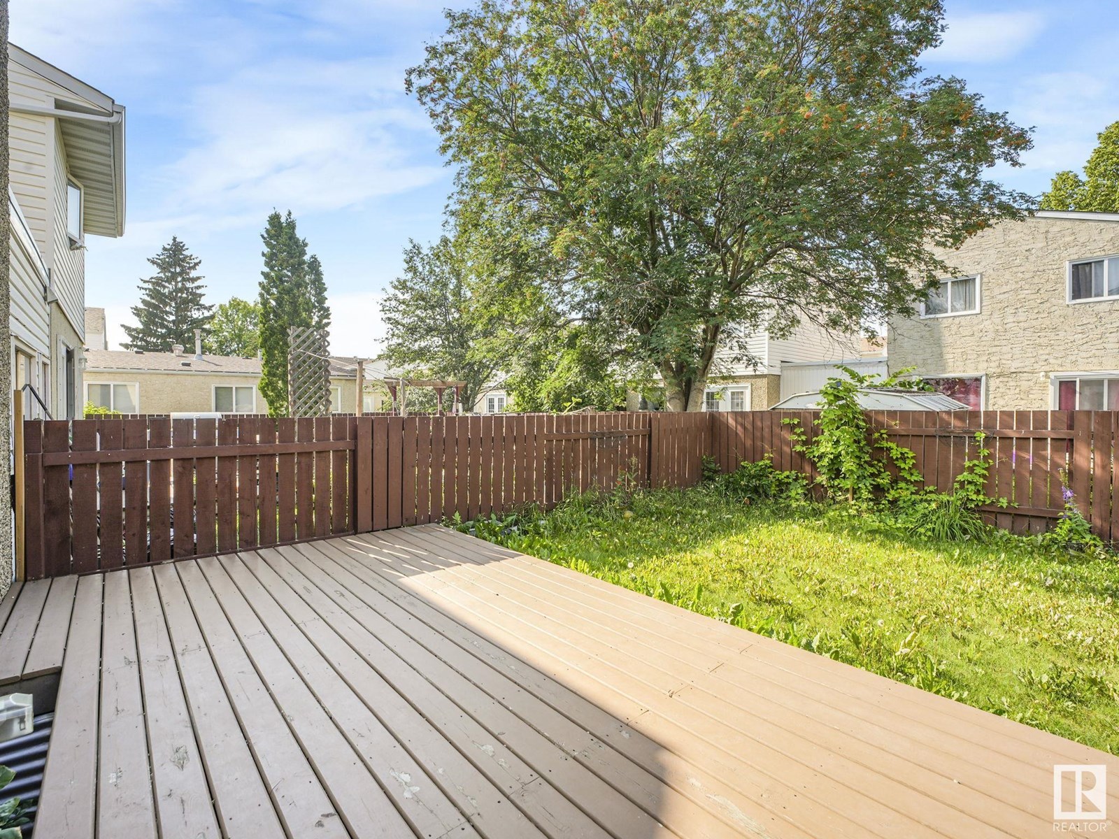 Photo 43 of 1170 Millbourne E Nw, Edmonton AB