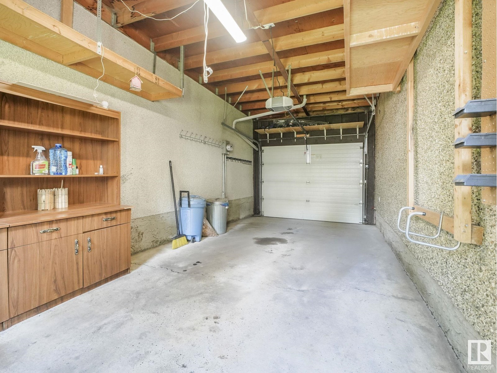 Photo 52 of 1170 Millbourne E Nw, Edmonton AB