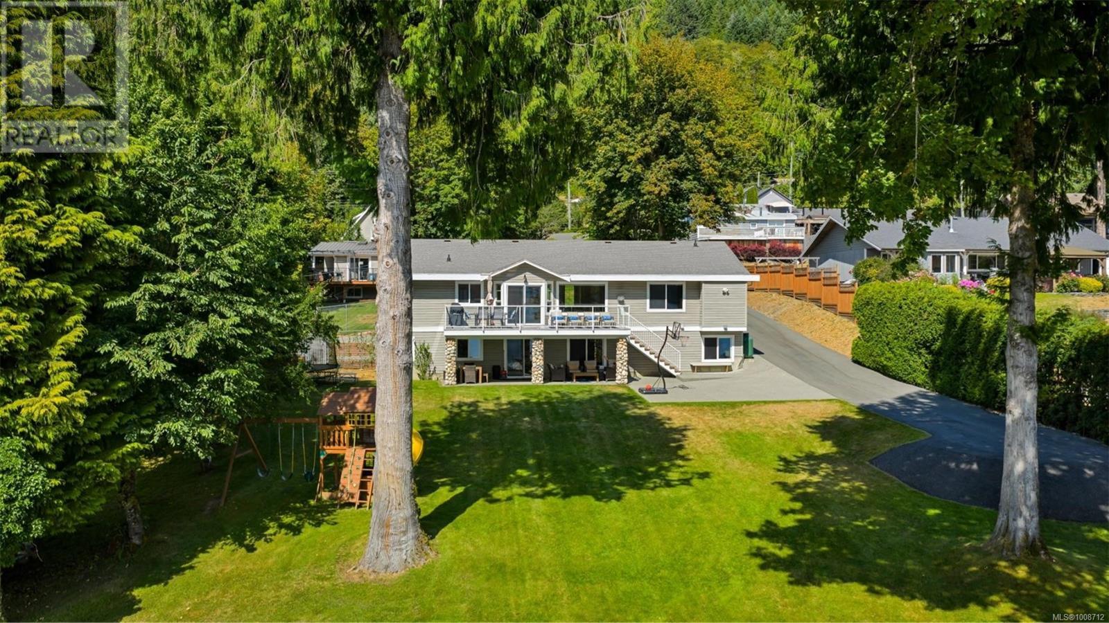 Photo 6 of 10182 Youbou Rd, Youbou BC
