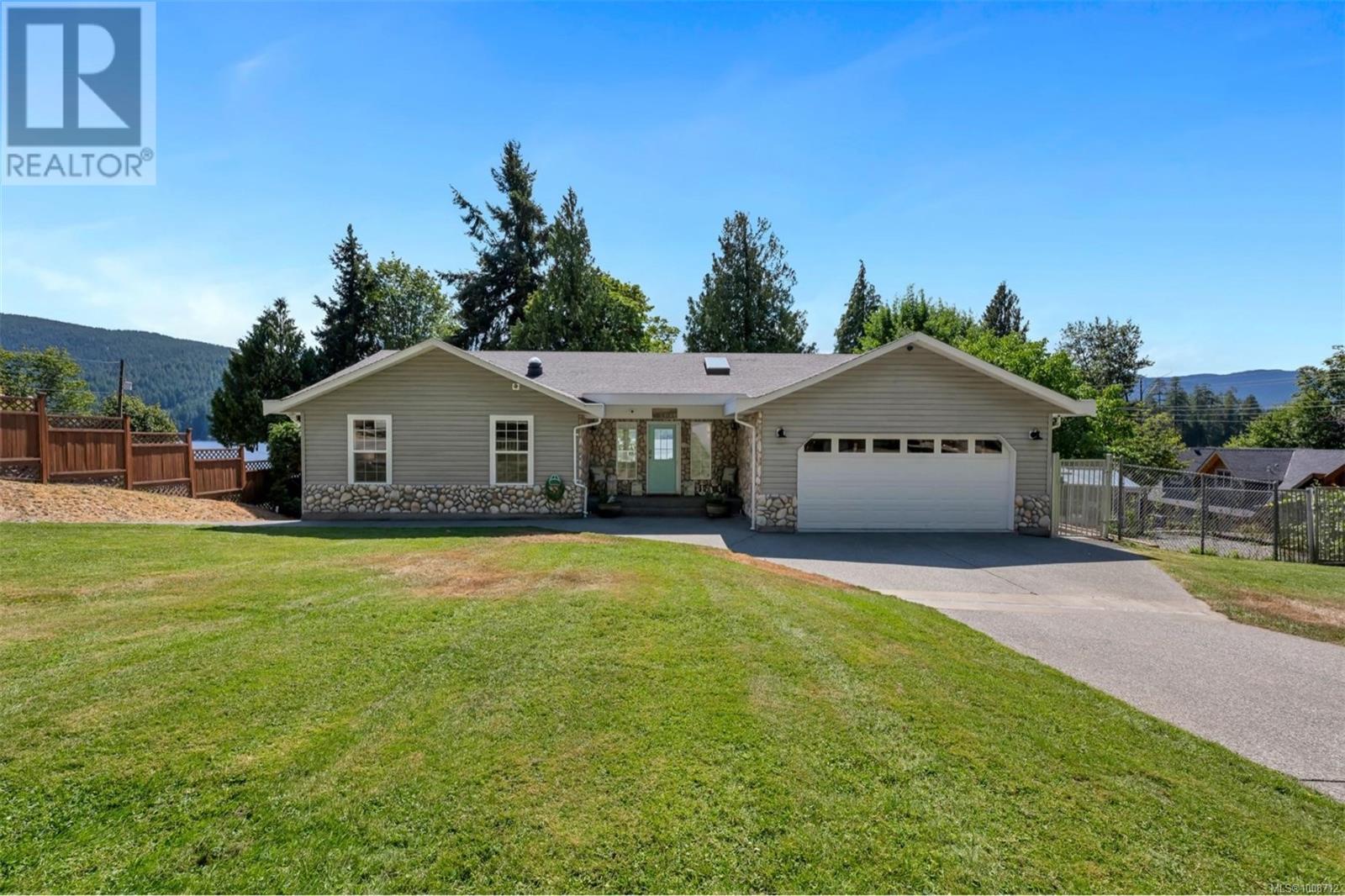 Photo 14 of 10182 Youbou Rd, Youbou BC