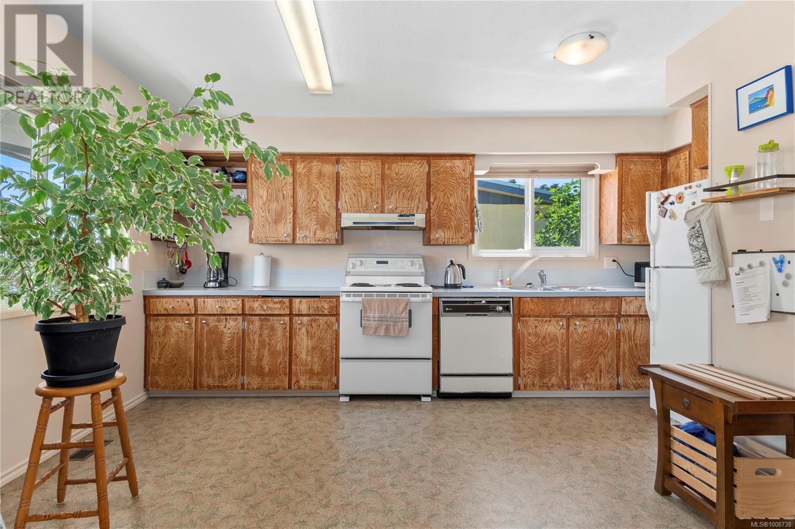 Photo 10 of 22 Mclean St, Campbell River BC