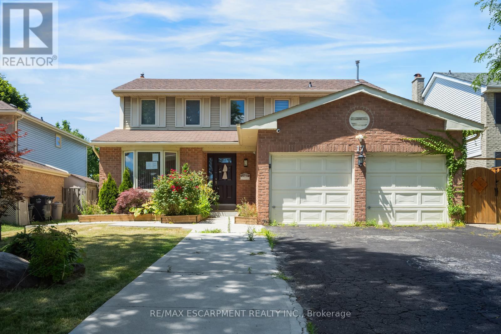Photo 36 of 17 Nantucket Crescent, Brampton ON