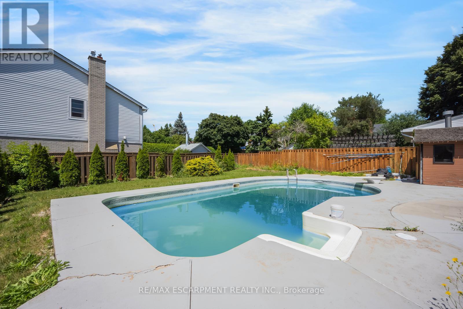 Photo 45 of 17 Nantucket Crescent, Brampton ON