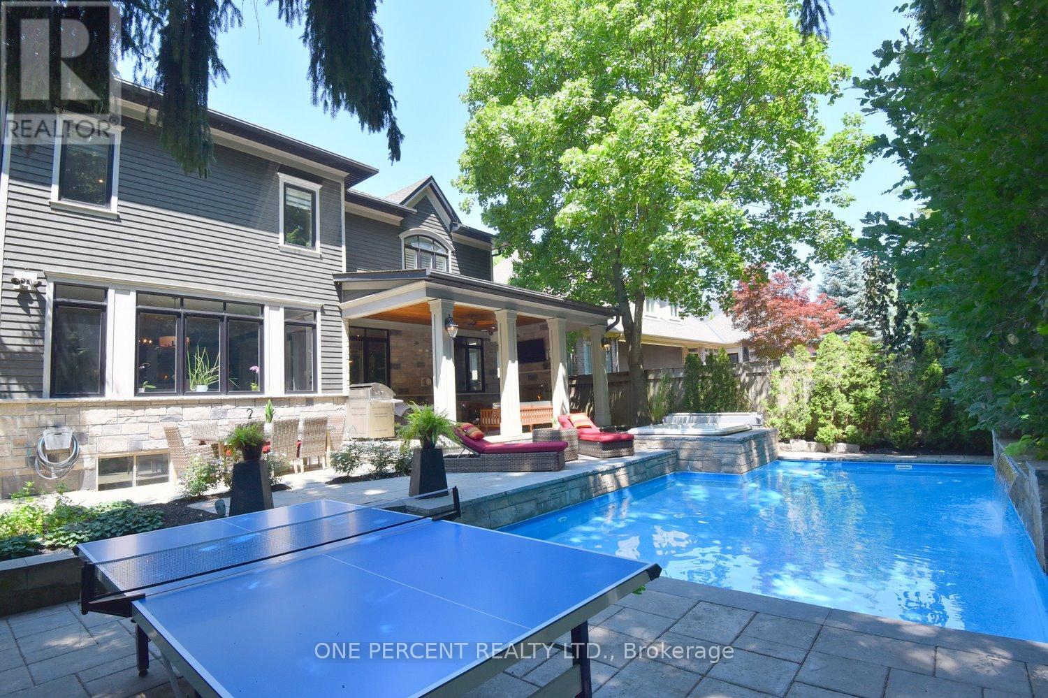 Photo 16 of 4180 Lakeshore Road, Burlington ON
