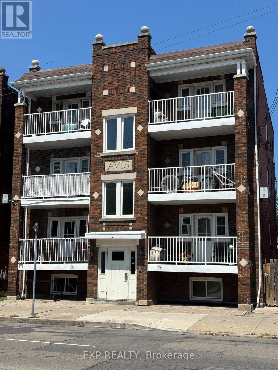 Photo 22 of 959 Main Street E, Hamilton ON