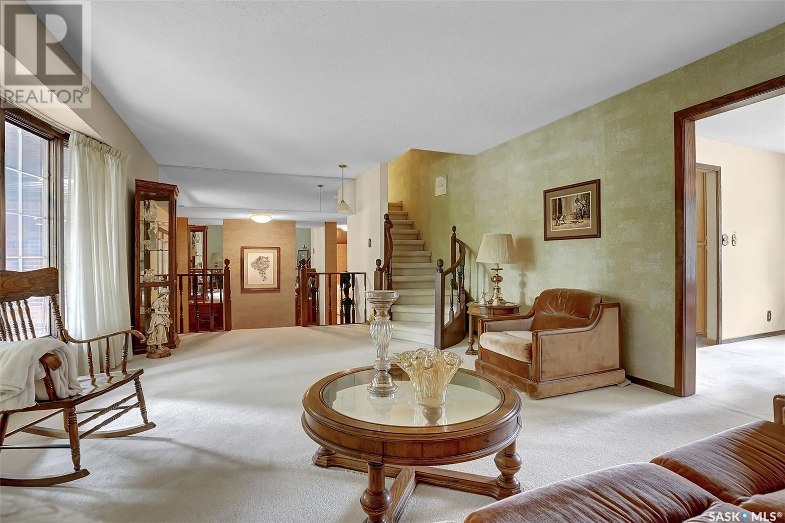 Single Family House 2 Level for Sale in  Selkirk CRESCENT Regina 