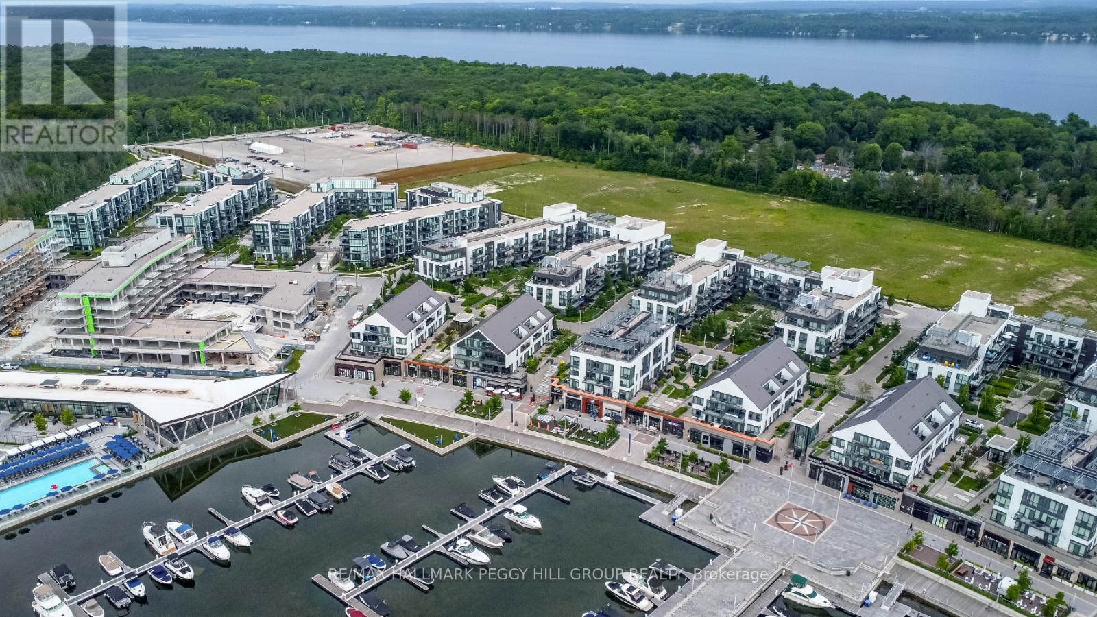 Photo 20 of 131 333 Sea Ray Avenue, Innisfil ON