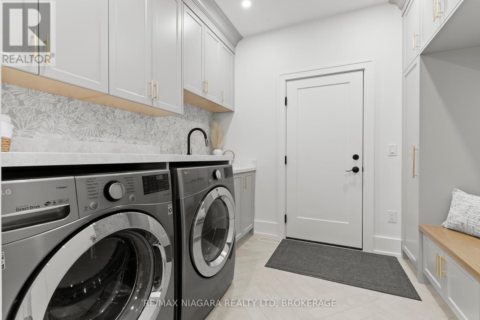 Photo 25 of 637 Buffalo Road, Fort Erie ON
