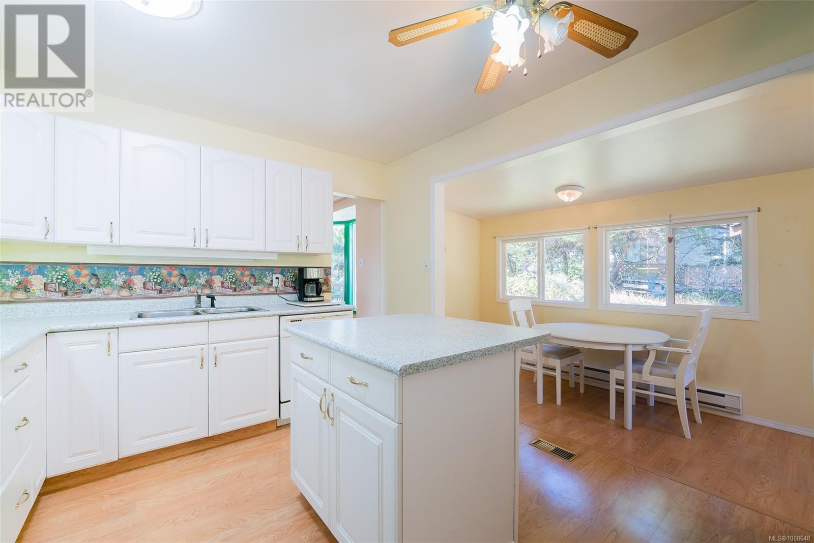 1367 LINCOLN GREEN PL - Image 13